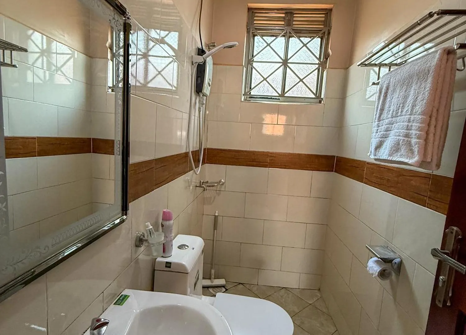 Apartment Ferienwohnung Elysian Escape Kampala